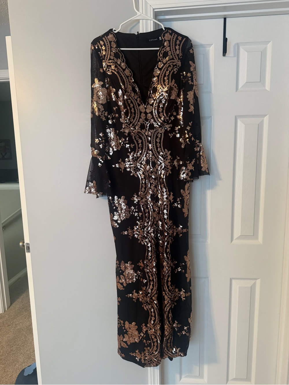Giffniseti Black & Gold Sequin Embellished Formal Maxi Dress | Size XL